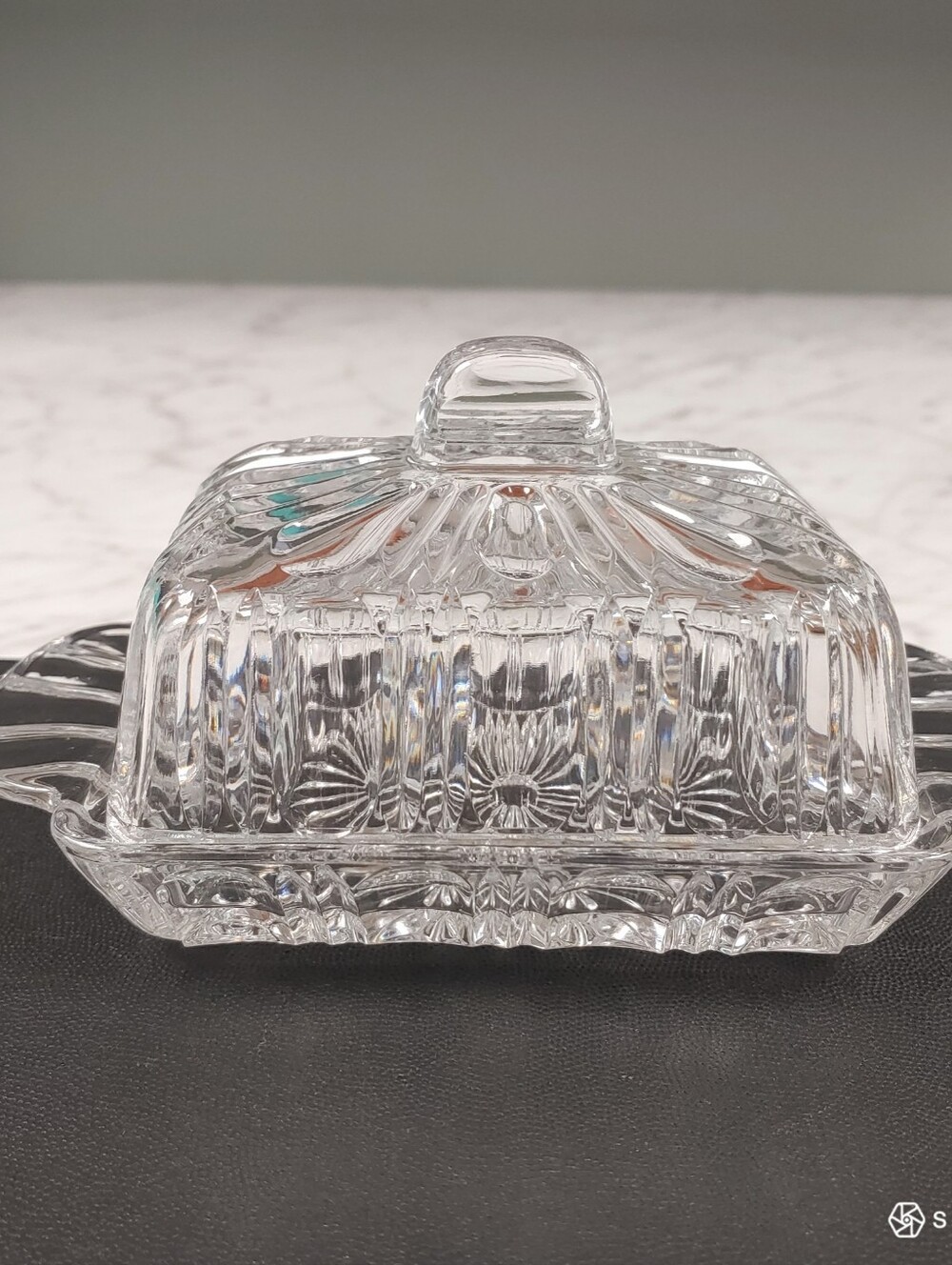 Vtg  Anchor Hocking Covered Butter Dish w/ lid Crystal floral glass design 2 Pc